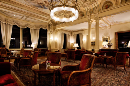 Royal Group of Singapore will arrange hotel project in London