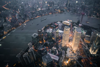 Saudi Arabia looks to broaden investment