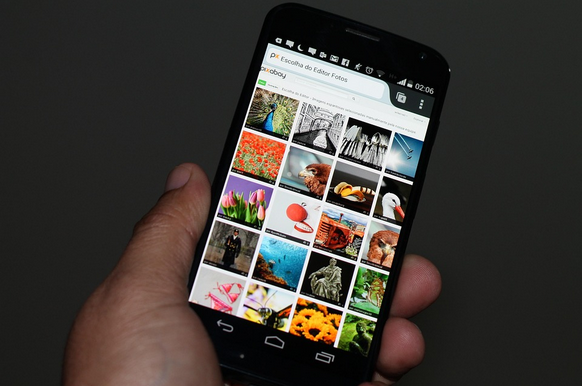 Motorola Launches Razr Phone Line-up (Not Razr V2) and an AI-Powered Smartwatch